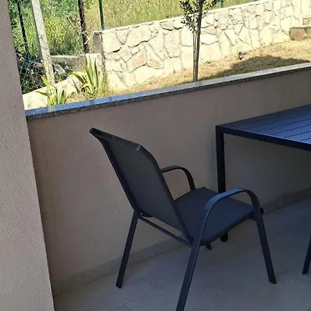 Apartment Zlata *